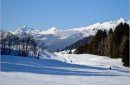 Стражи порядка регулируют движение на лыжных трассах